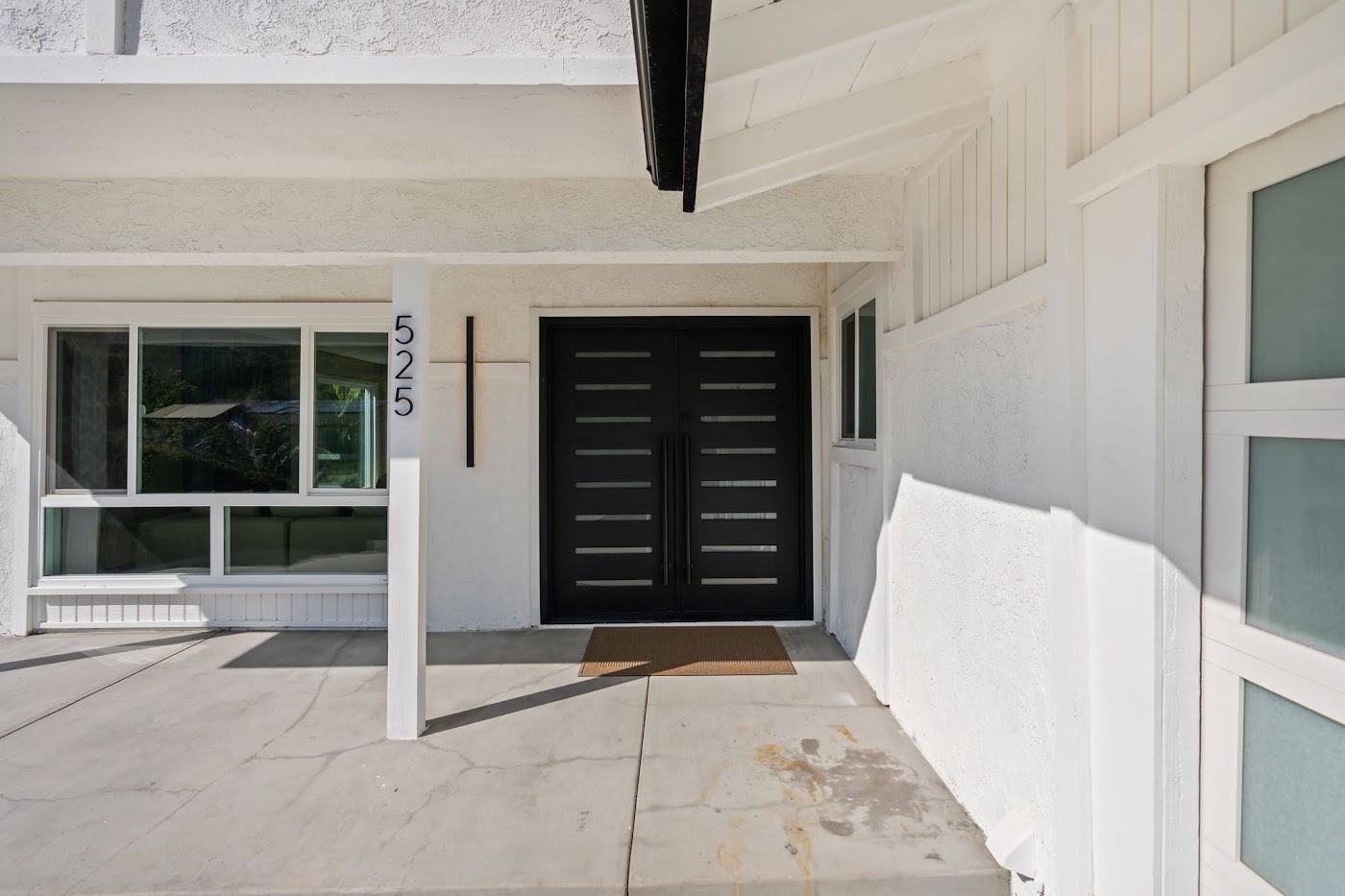 翻新后：525 E Avenida San Juan, San Clemente, CA，照片 03