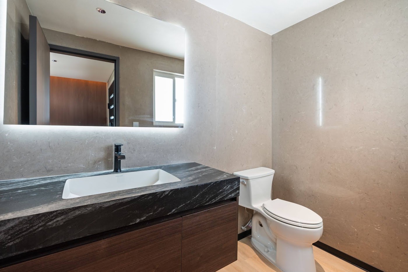 翻新后：525 E Avenida San Juan, San Clemente, CA，照片 12