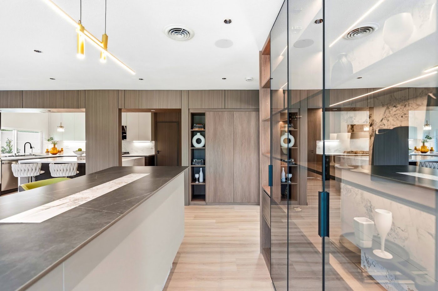 翻新后：525 E Avenida San Juan, San Clemente, CA，照片 16