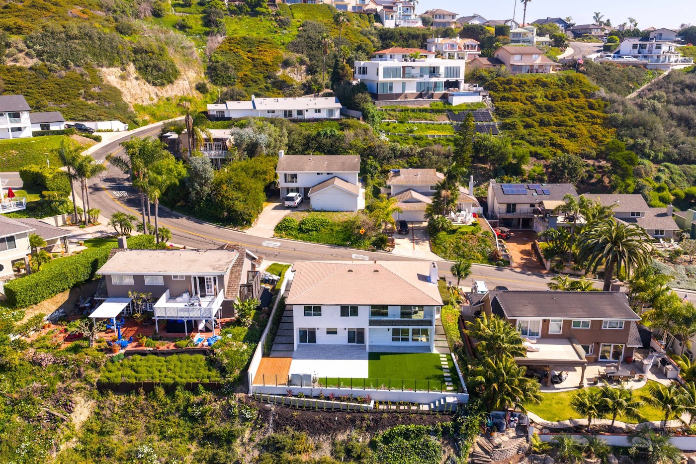 翻新后：525 E Avenida San Juan, San Clemente, CA，照片 59