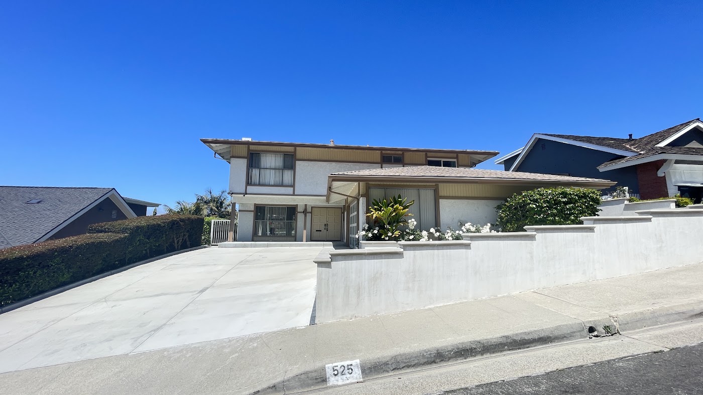 翻新前：525 E Avenida San Juan, San Clemente, CA，照片 02