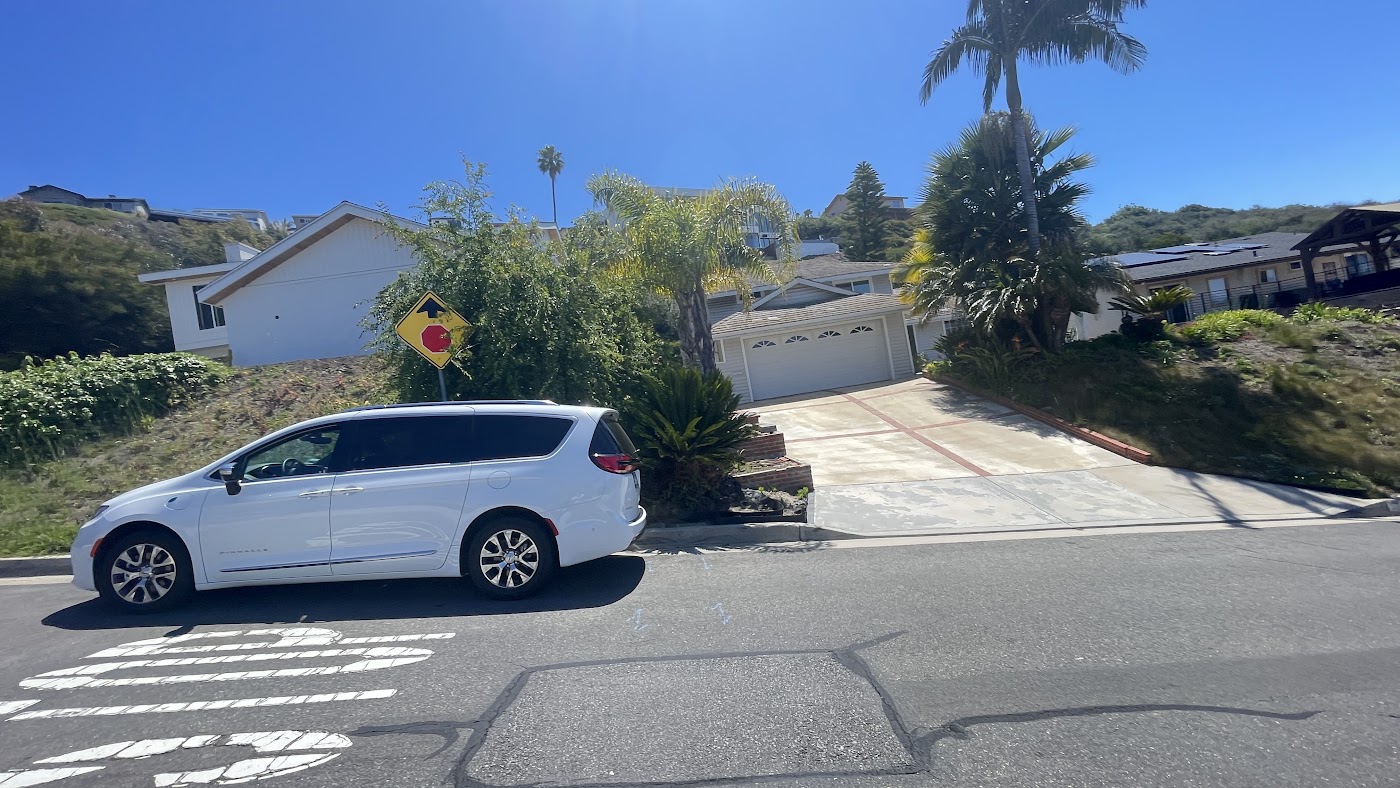 翻新前：525 E Avenida San Juan, San Clemente, CA，照片 06