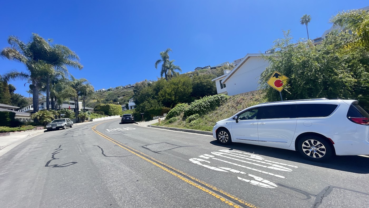 翻新前：525 E Avenida San Juan, San Clemente, CA，照片 07