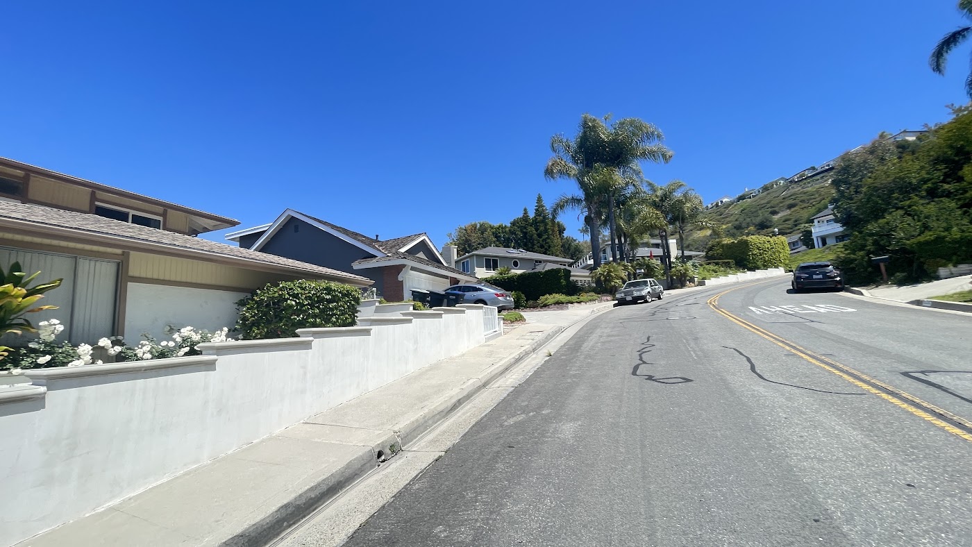 翻新前：525 E Avenida San Juan, San Clemente, CA，照片 08