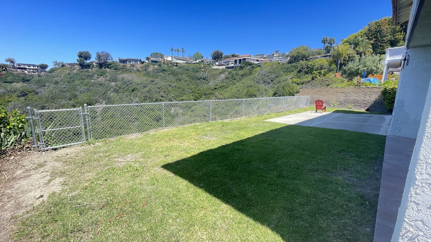 翻新前：525 E Avenida San Juan, San Clemente, CA，照片 09
