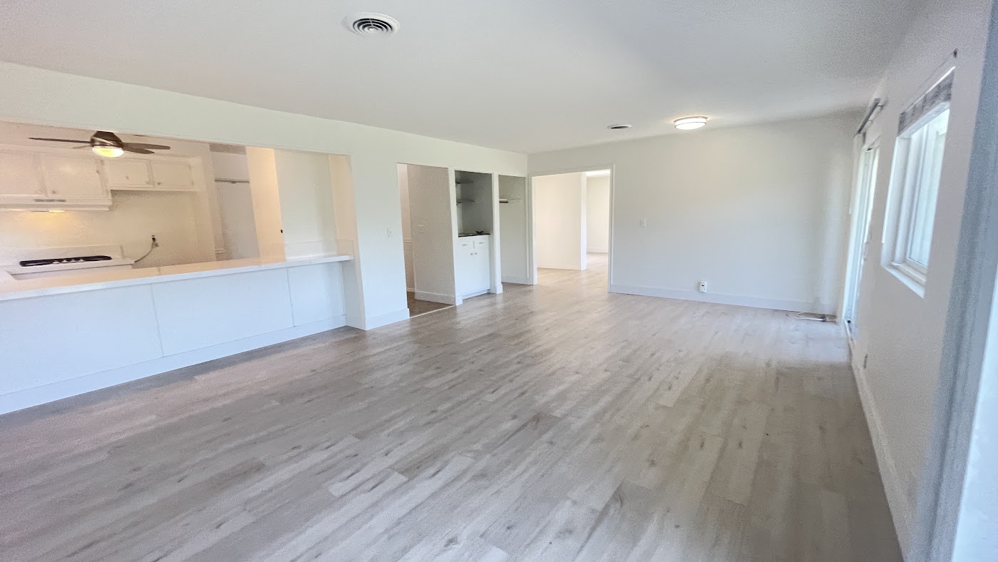 翻新前：525 E Avenida San Juan, San Clemente, CA，照片 24