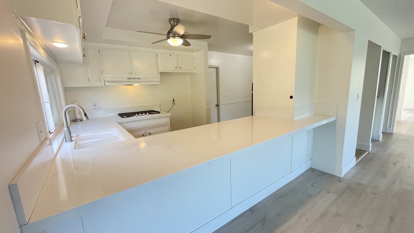 翻新前：525 E Avenida San Juan, San Clemente, CA，照片 26