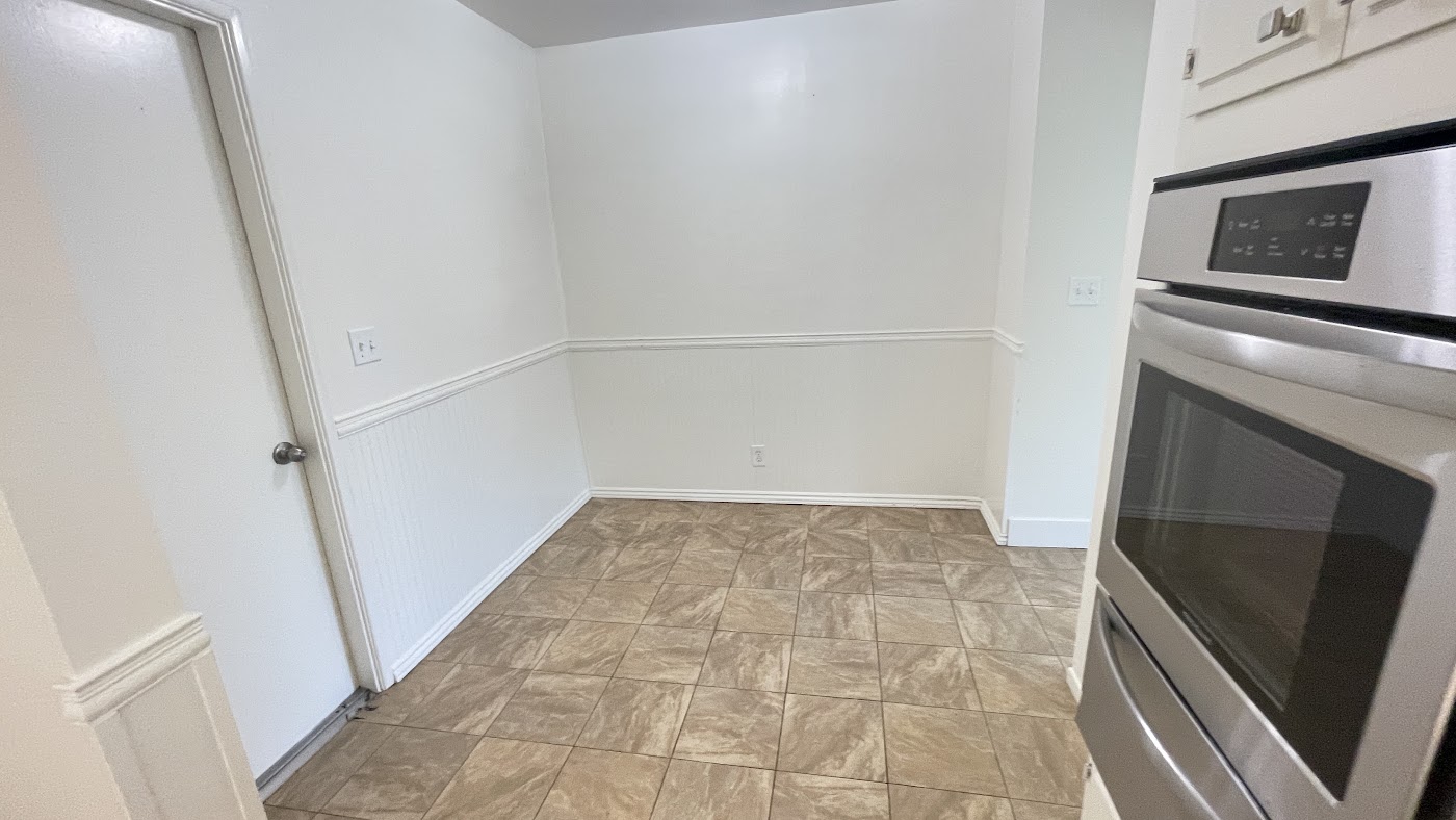 翻新前：525 E Avenida San Juan, San Clemente, CA，照片 37