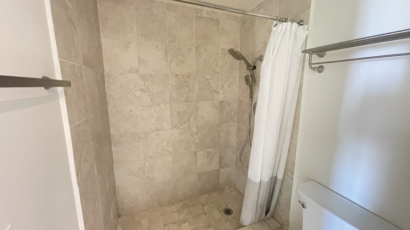 翻新前：525 E Avenida San Juan, San Clemente, CA，照片 52